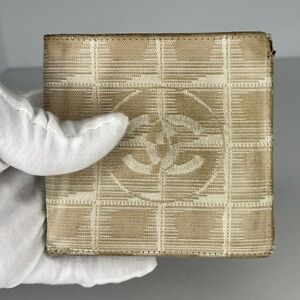 🤎Chanel Beige Canvas Travel Line Bi-Fold Wallet🤎